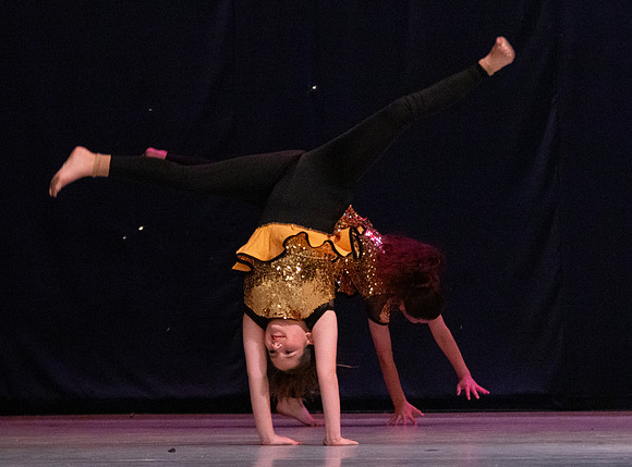 On The Floor T 093