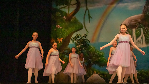 Magical Mermaids F 13