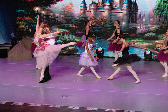 18 - Fairytale Ending 16