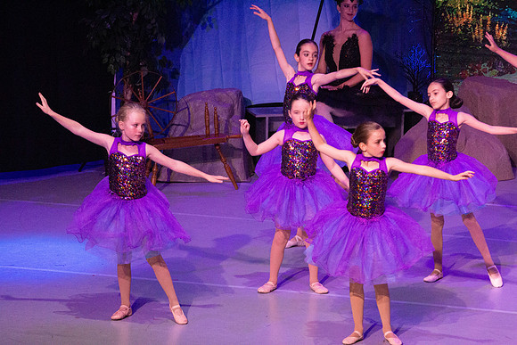 14 - Lilac Fairy Attendants 09