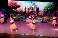 15 - Garland Dance 05